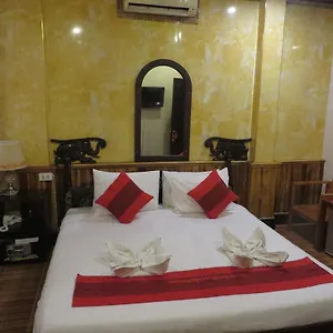 3* Hotel River
